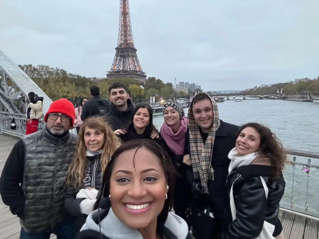 Conoce A My Tour in Paris 2